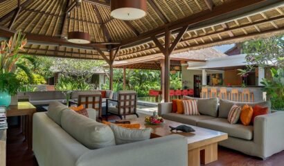 Villa Asta – 5 Bedroom villa for family Gathering near Batubelig Beach