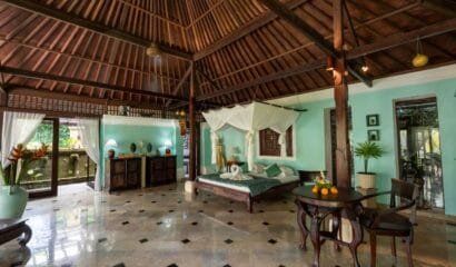 2 Bedrooms The Mahogany Villa Near Tirta Empul