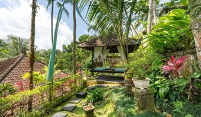 2 Bedrooms The Mahogany Villa Near Tirta Empul