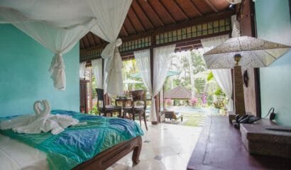 2 Bedrooms The Mahogany Villa Near Tirta Empul