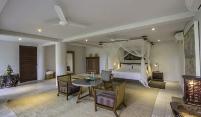 Villa Ambalama – 7 Bedroom Luxury Private Villa Just Meters from the Beach