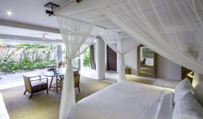 Villa Ambalama – 7 Bedroom Luxury Private Villa Just Meters from the Beach