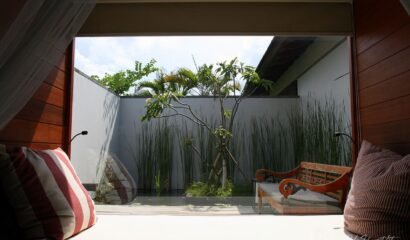 Villa Ambalama – 7 Bedroom Luxury Private Villa Just Meters from the Beach