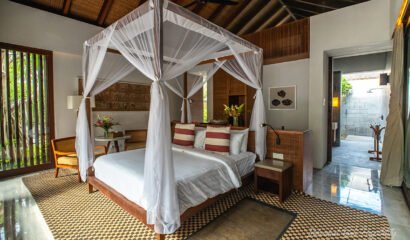 Villa Ambalama – 7 Bedroom Luxury Private Villa Just Meters from the Beach