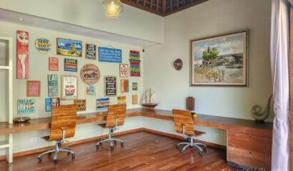 Villa Joss – Comforts and Glamour 4 Bedroom Villa near Batubelig Beach