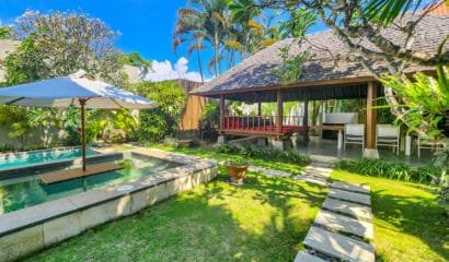 Villa Joss – Comforts and Glamour 4 Bedroom Villa near Batubelig Beach