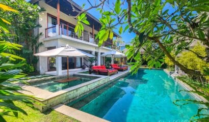 Villa Joss – Comforts and Glamour 4 Bedroom Villa near Batubelig Beach
