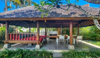 Villa Joss – Comforts and Glamour 4 Bedroom Villa near Batubelig Beach