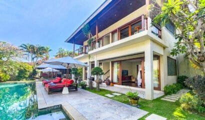 Villa Joss – Comforts and Glamour 4 Bedroom Villa near Batubelig Beach