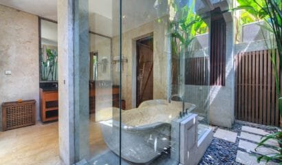 Villa Joss – Comforts and Glamour 4 Bedroom Villa near Batubelig Beach