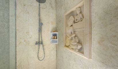 Villa Joss – Comforts and Glamour 4 Bedroom Villa near Batubelig Beach