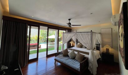 Villa Joss – Comforts and Glamour 4 Bedroom Villa near Batubelig Beach