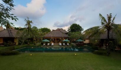 Villa Surya Damai – Cozy 5 Bedroom villa surrounded by rice fields Umalas