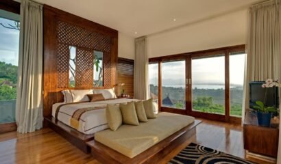 Villa Aiko – Stunning 4 Bedroom contemporary villa with sweeping views over Jimbaran Bay