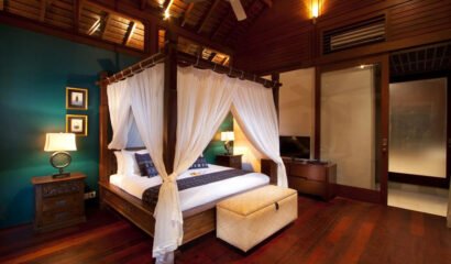 Villa Champuhan – Spacious 4 Bedroom Villa with Luxury Garden Surrounding near Tanah Lot