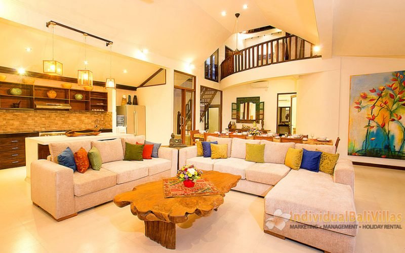 5 Bedroom Modern And Traditional Balinese Private Villa Seminyak V077