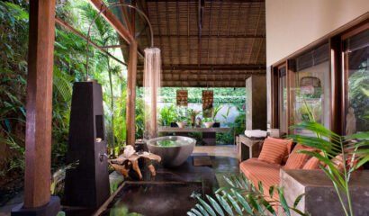 Villa Maya Retreat – 6 Bedroom Villa Retreat perfect for Relaxation near Tanah Lot