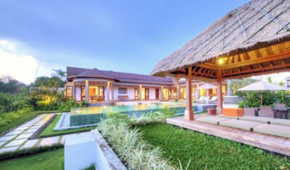 Villa Griya Atma Balinese-style 4 Bedroom Villa only a 10-minute drive to Sukawati Art Market
