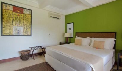 Villa Nirwana – Luxury 4 Bedroom Villa surrounded by Golf Course and Ocean