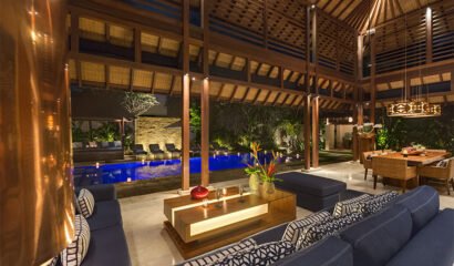 Villa Windu Sari – Spacious 4 Bedroom Villa near Seminyak Beach