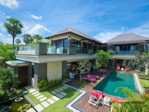 Read more about Villa Lega – A Luxurious 5 Bedroom villa with Sunset and Ocean Views in Seminyak