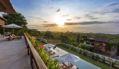 Villa Bayu Uluwatu – 6 Bedrooms Hilltop Villa Bayu Uluwatu with Ocean View