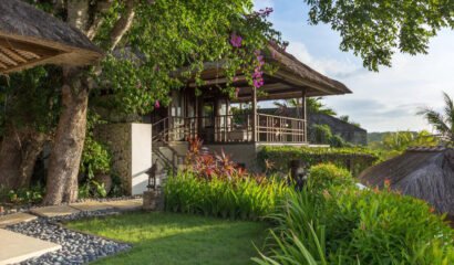 Villa Bayu Uluwatu – 6 Bedrooms Hilltop Villa Bayu Uluwatu with Ocean View