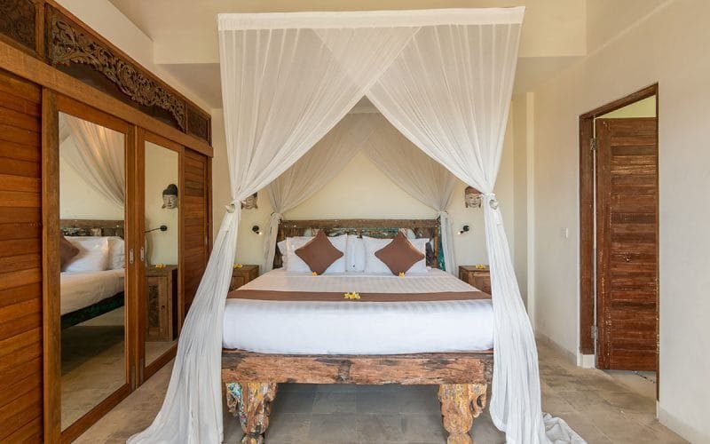 Get Exquisite 3 Bedrooms Private Villa Seminyak Gif