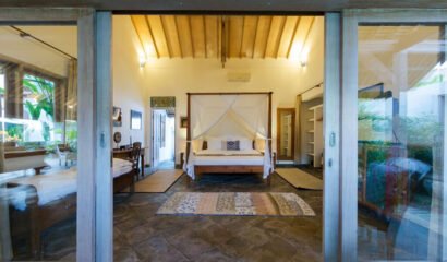 Villa Damai Manis – Comfortable 3 Bedroom Villa near Fancy Seminyak