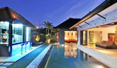 Villa Samudra Raya – Elegant 5 Bedroom Villa with Spacious Living Area in Seminyak