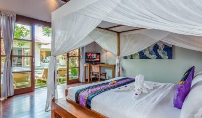 Villa Essence – 3 Bedrooms Villa with Private Pool in Strategic Location Seminyak