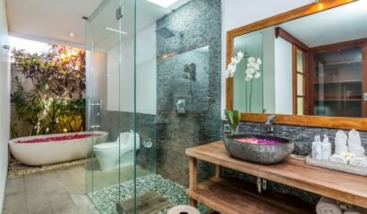 Villa Essence – 3 Bedrooms Villa with Private Pool in Strategic Location Seminyak