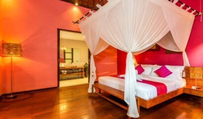 Villa Essence – 3 Bedrooms Villa with Private Pool in Strategic Location Seminyak