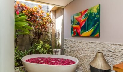 Villa Essence – 3 Bedrooms Villa with Private Pool in Strategic Location Seminyak