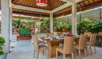 Villa Essence – 3 Bedrooms Villa with Private Pool in Strategic Location Seminyak