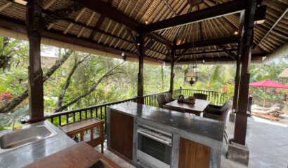 Villa Bayad – Spacious and luxurious 4 bedroom villa Few Minutes from Central Ubud