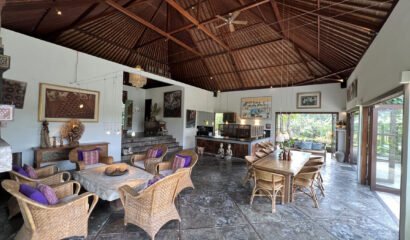 Villa Bayad – Spacious and luxurious 4 bedroom villa Few Minutes from Central Ubud