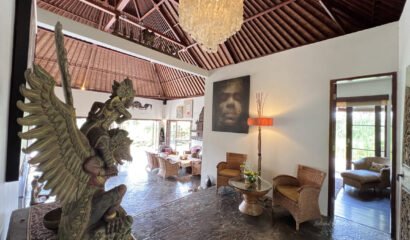 Villa Bayad – Spacious and luxurious 4 bedroom villa Few Minutes from Central Ubud