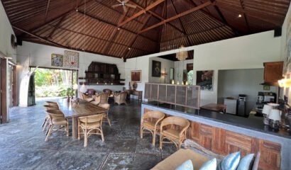 Villa Bayad – Spacious and luxurious 4 bedroom villa Few Minutes from Central Ubud