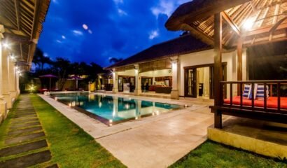 Villa Santi – 4 Bedroom Private Villa with Stunning Sunset View Seminyak