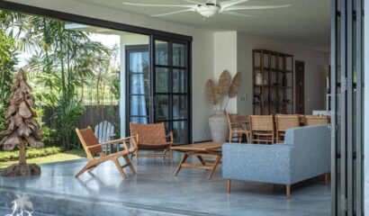 Villa Lux Tibubiu – 4 Bedrooms Beachfront Pasut Tabanan