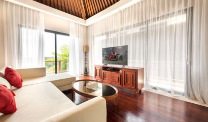 Villa Anahit – 4 Bedrooms Ocean View Pandawa Beach