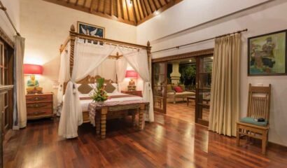 Villa Kaja – Balinese Style 4 Bedrooms Villa in Seminyak