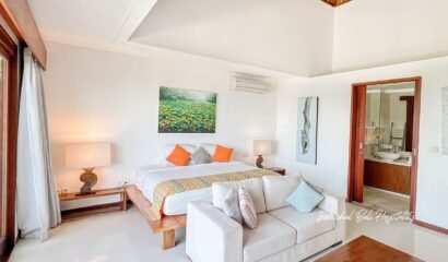 Villa Lucia – Beach Front 4 Bedroom Private Villa in Candidasa