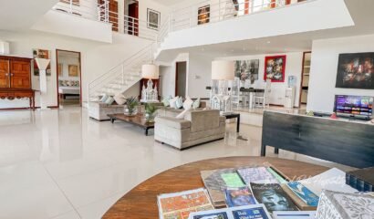 Villa Lucia – Beach Front 4 Bedroom Private Villa in Candidasa