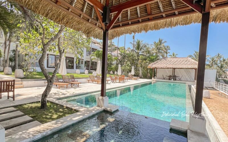 Villa Lucia – Beach Front 4 Bedroom Private Villa in Candidasa
