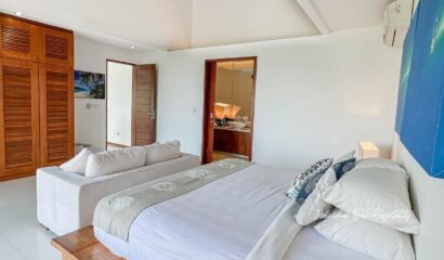 Villa Lucia – Beach Front 4 Bedroom Private Villa in Candidasa
