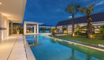Villa NVL Canggu – Modern 4 Bedrooms Luxury in Trendy area of Canggu