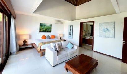 Villa Lucia – Beach Front 4 Bedroom Private Villa in Candidasa