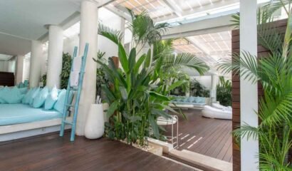 Villa Eden – 3 Bedroom Modern Villa with short stroll away from Batu Belig beach